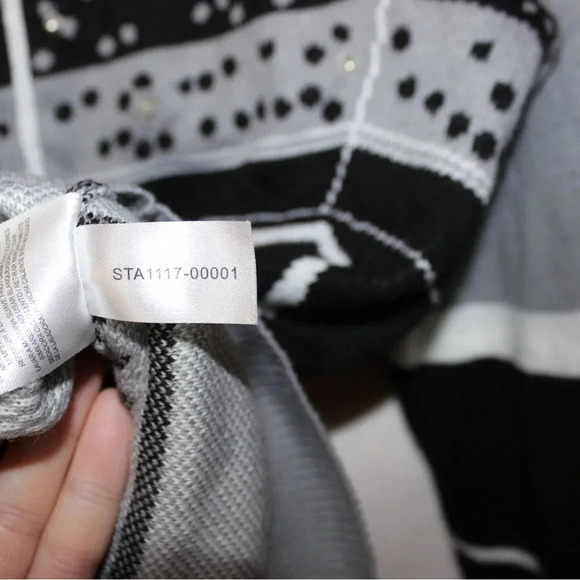 Men’s Las Vegas Raiders Stadium Football Lightup Crewneck Sweater Size Small - Picture 8 of 12